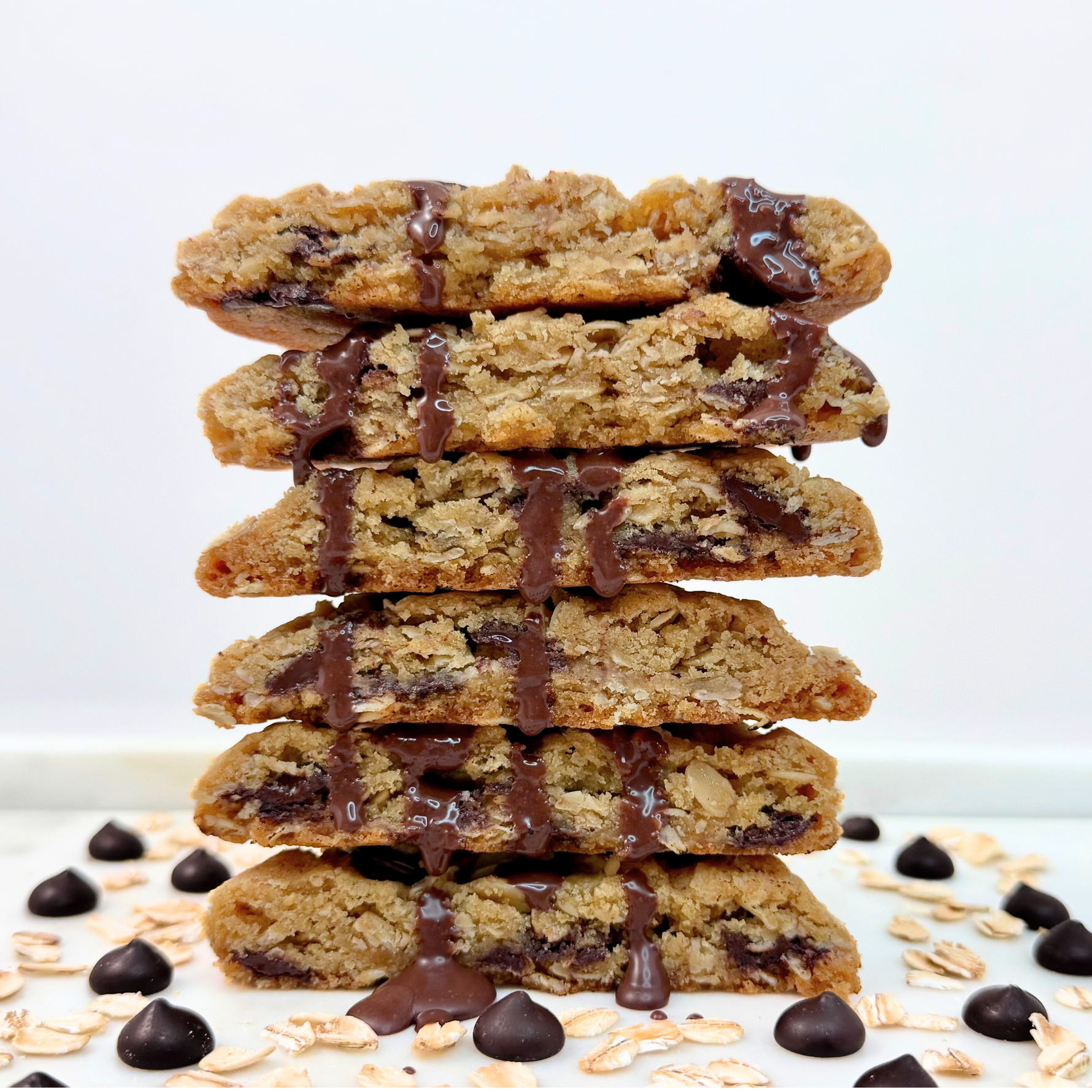 Oat cookies loaded with premium Belgian dark chocolate, combining hearty oats with rich, smooth chocolate for a perfect balance of chewy and indulgent flavors